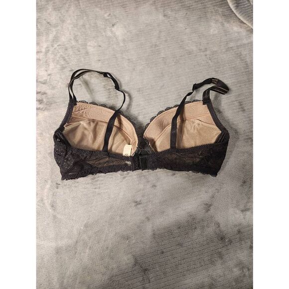 Chantelle size 34D Black Lace Push Up Bra - Picture 2 of 4
